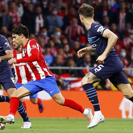 Tìm hiểu khái niệm câu giờ trong bóng đá là như thế nào?